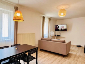 Apartment 50m2-Free private parking-Self check in !! Appartement 50m2 intramuros-Parking privé gratuit-Arrivée autonome!!